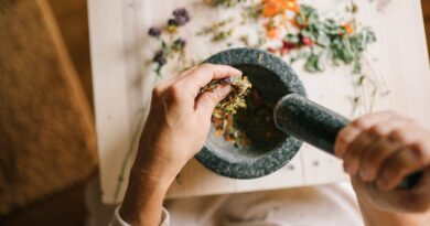 Cholesterol-Reducing Herbs and Spices to Use